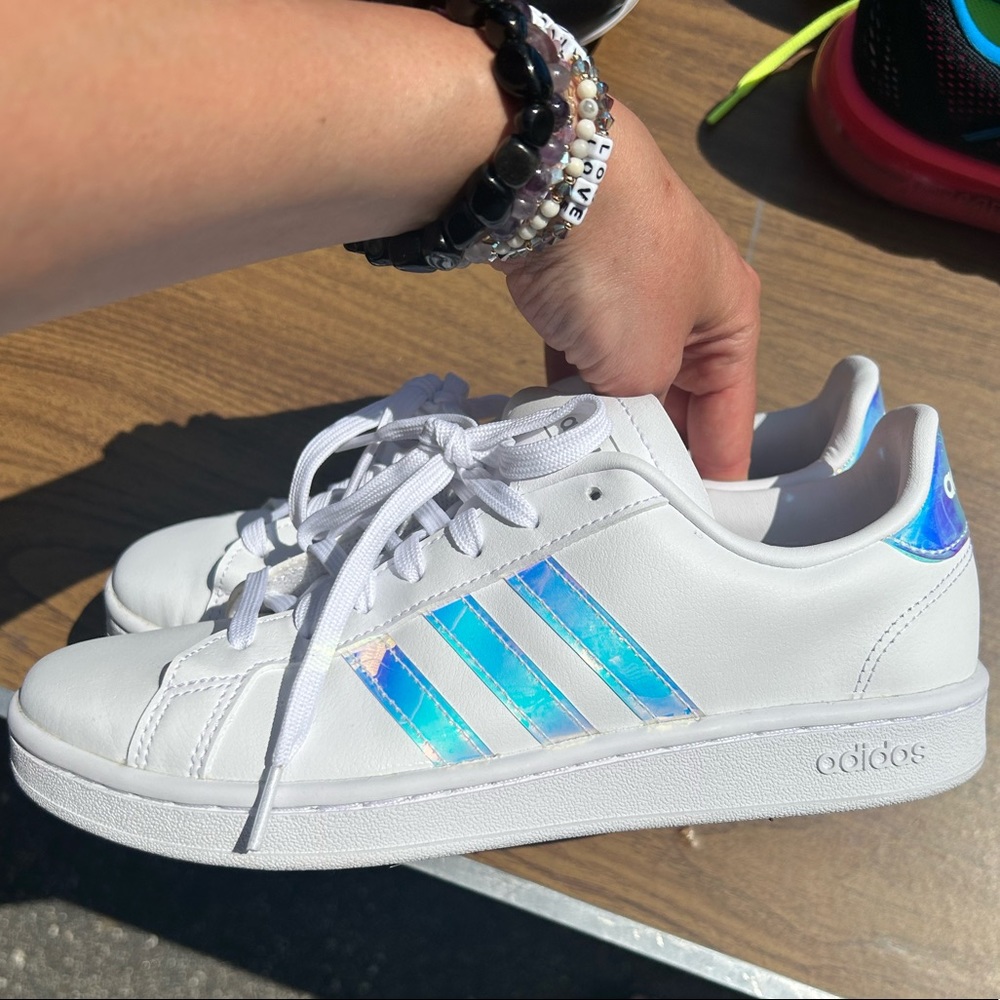 Adidas women’s sneakers size 8 (fits a women’s 9)